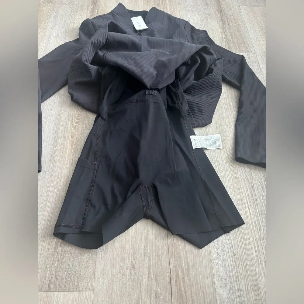 SPANX chic black
